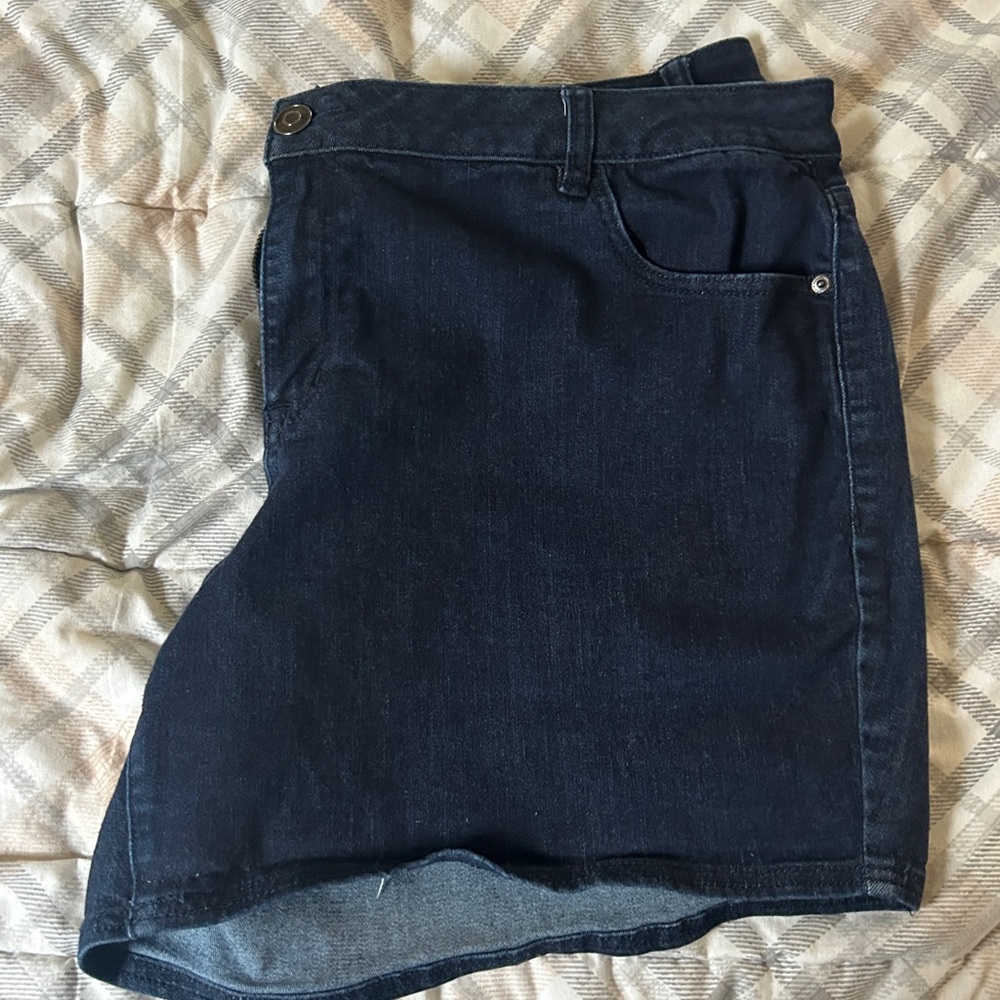 Lane Bryant Navy Blue Denim Shorts - Picture 3 of 5